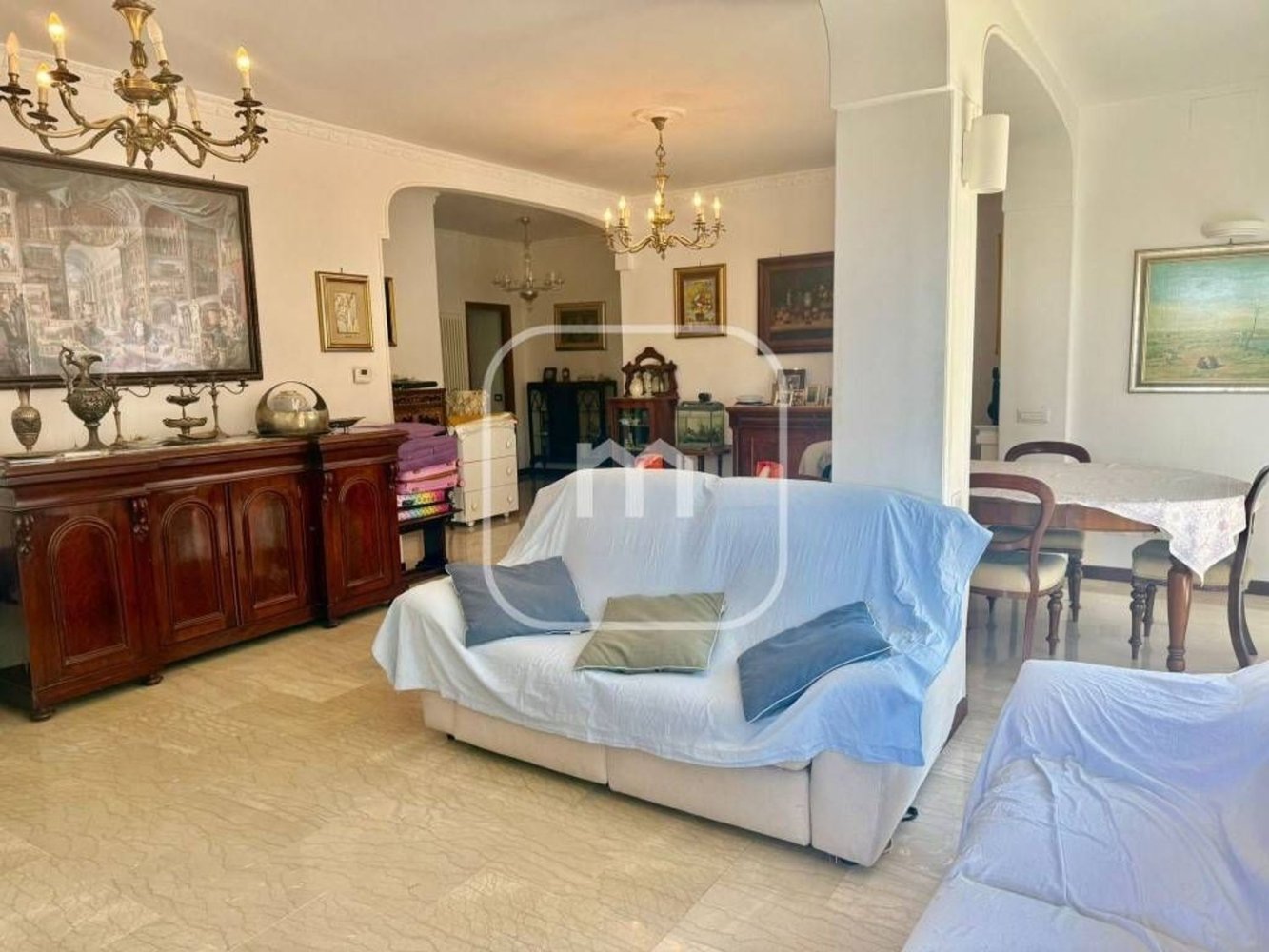 Apartamento de 4 dormitorios en Rome, Italy No. 330841