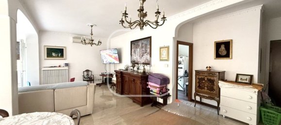 Apartamento de 4 dormitorios en Rome, Italy No. 330841 5