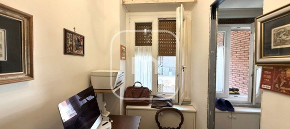 Apartamento de 4 dormitorios en Rome, Italy No. 330841 17