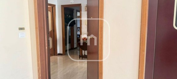 Apartamento de 4 dormitorios en Rome, Italy No. 330841 26