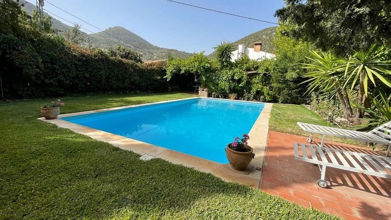 4 bedrooms House in Cordoba, Spain No. 220461
