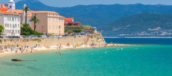 Studio à Ajaccio, France No. 89253 8