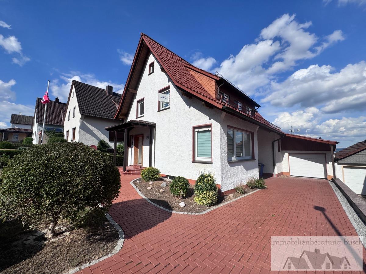 Adosado de 8 habitaciónes en Hoxter, Germany No. 302871