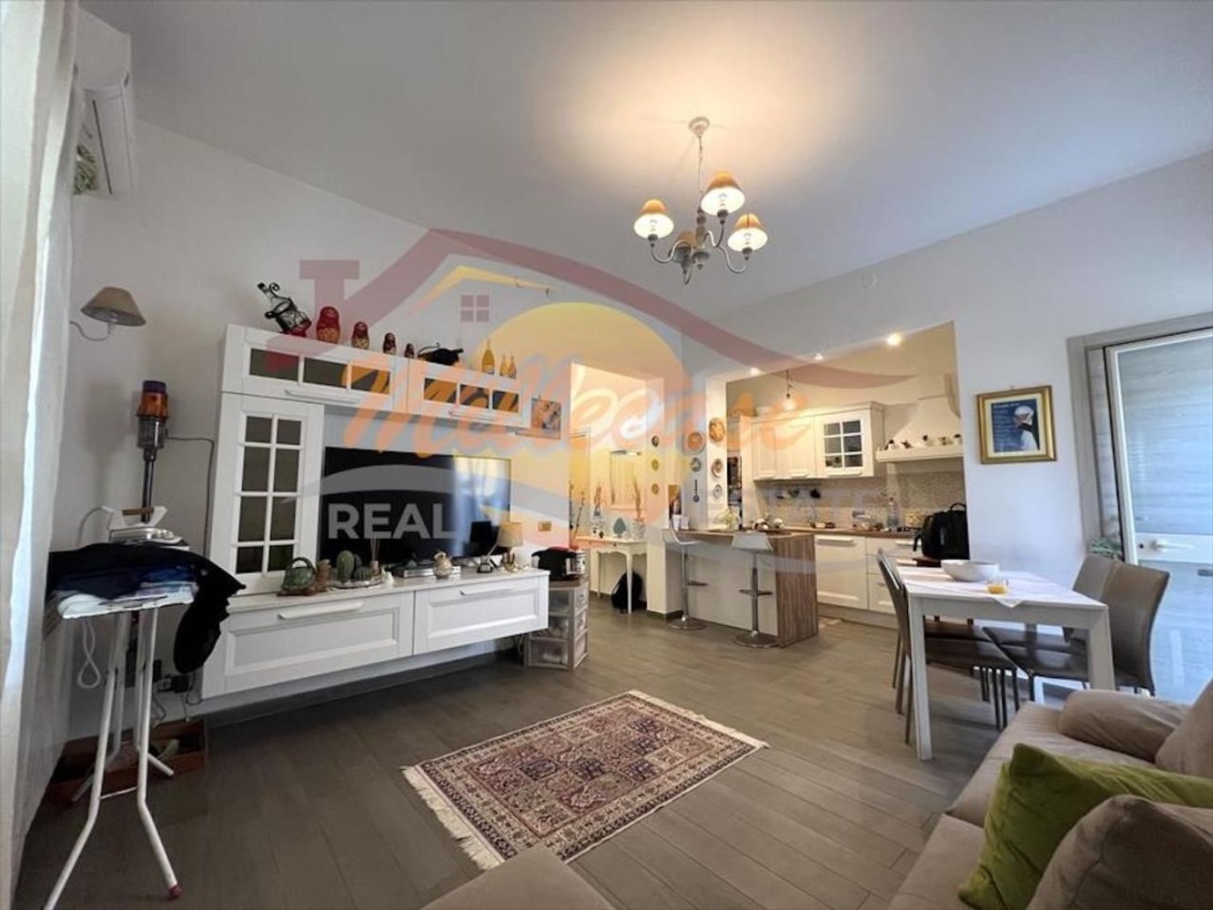 4 غرف نوم شقة في Syracuse, Italy رقم 345072