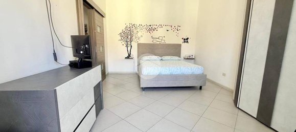 1 bedroom Apartment in Naples, Italy No. 313536 17