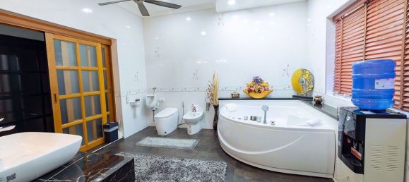 Café/restaurante de 7 dormitorios en Pattaya, Thailand No. 4931 27