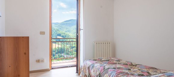 6 bedrooms House in Romagnese, Italy No. 360886 23