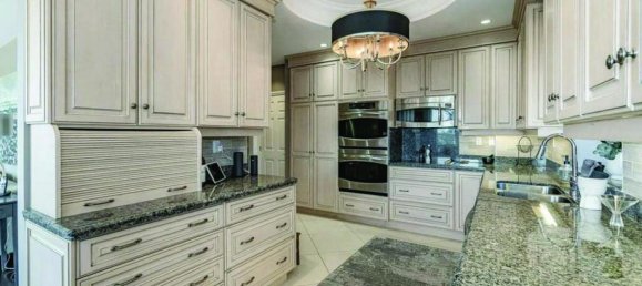 3 bedrooms Condo in Hamilton, Canada No. 1005 5