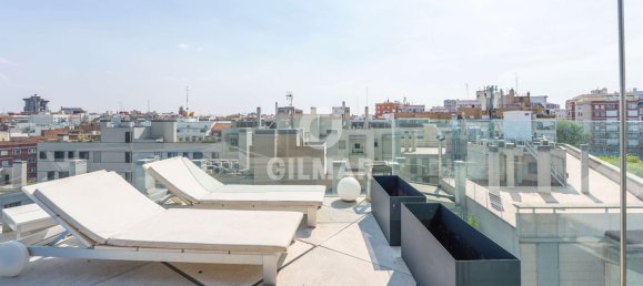 Ático de 2 dormitorios en Madrid, Spain No. 167244 22