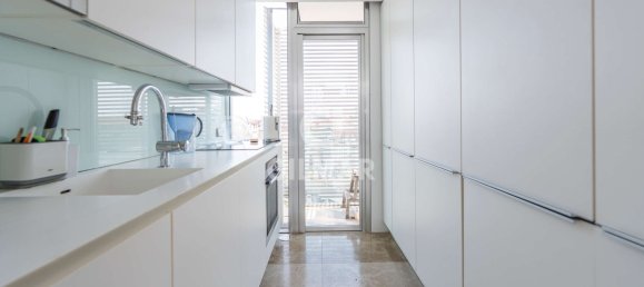 Ático de 2 dormitorios en Madrid, Spain No. 167244 28