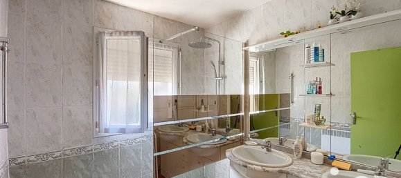 3 Schlafzimmer Haus in Beziers, France, Nr. 290257 4