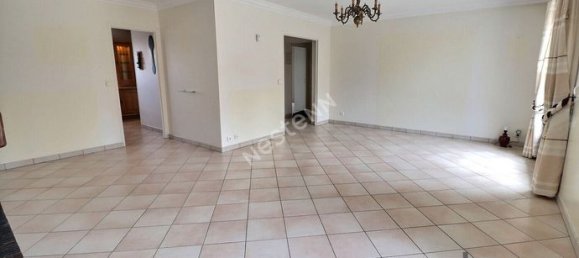 6 chambres Maison à Neuilly-sur-Marne, France No. 356377 2