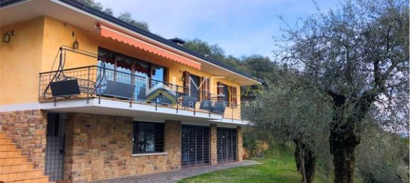 6-Zimmer Villa in Gardone Riviera, Italy, Nr. 8011 38