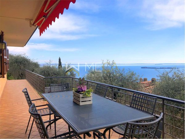 6-Zimmer Villa in Gardone Riviera, Italy, Nr. 8011