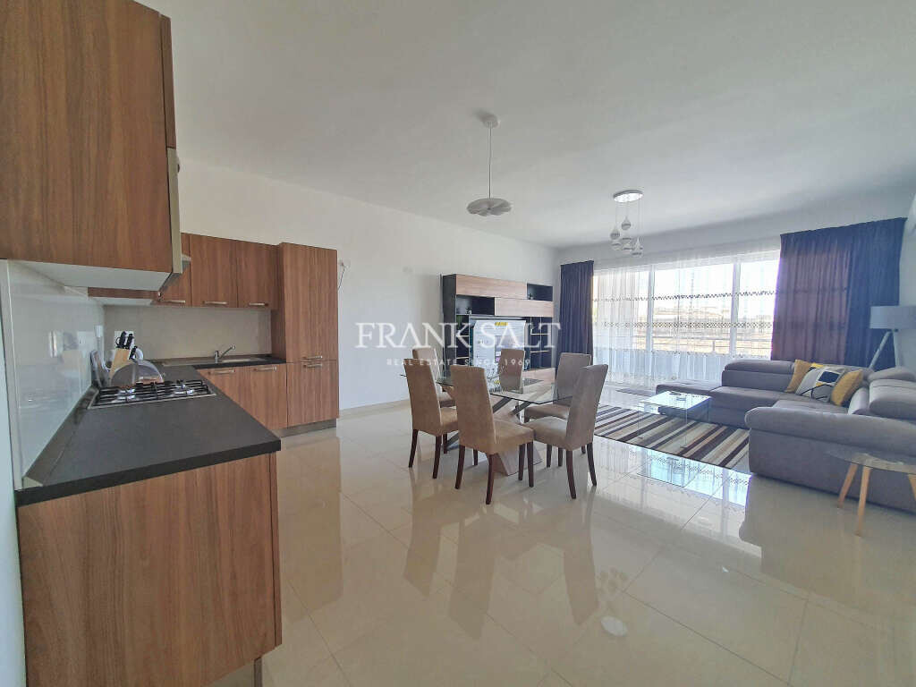 3 bedrooms Apartment in Swieqi, Malta No. 7103