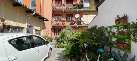 Квартира с 1 спальней в Трекате, Италия № 287108 10