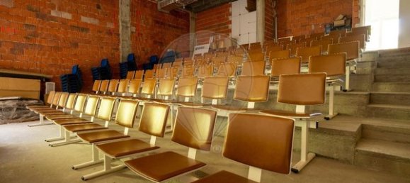 1500m² Warehouse in Vouzela, Portugal No. 75912 12