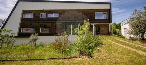 1500m² Warehouse in Vouzela, Portugal No. 75912 2