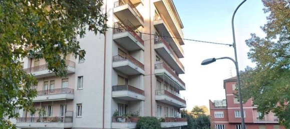 Apartamento de 4 divisões em Varese, Italy N.º 202208 6