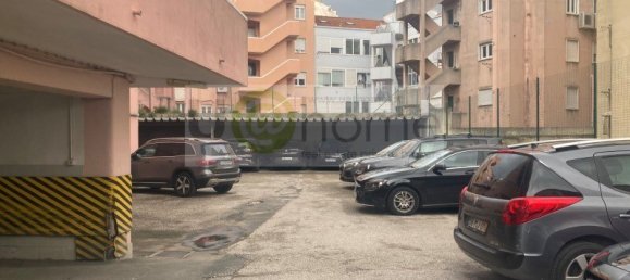 4 bedrooms Apartment in Lisbon, Portugal No. 102020 46