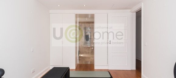 4 bedrooms Apartment in Lisbon, Portugal No. 102020 20