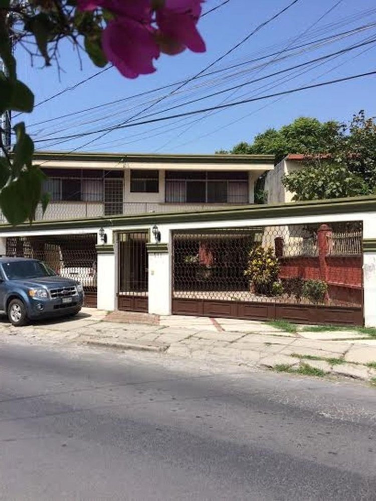 5 bedrooms House in Nuevo Leon, Mexico No. 165742