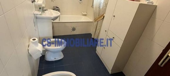 4 chambres Appartement à Potenza, Italy No. 315945 9