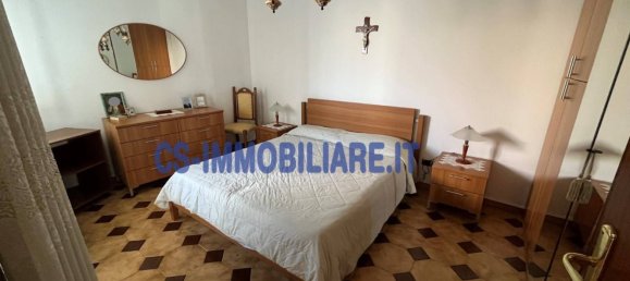 4 chambres Appartement à Potenza, Italy No. 315945 7