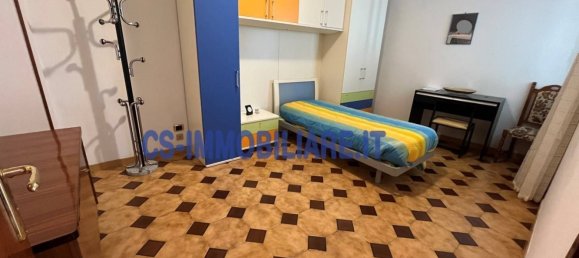 4 chambres Appartement à Potenza, Italy No. 315945 5
