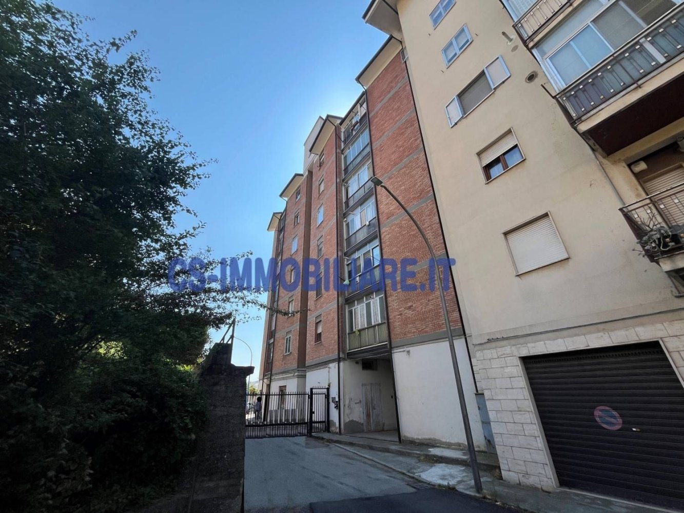 4 chambres Appartement à Potenza, Italy No. 315945