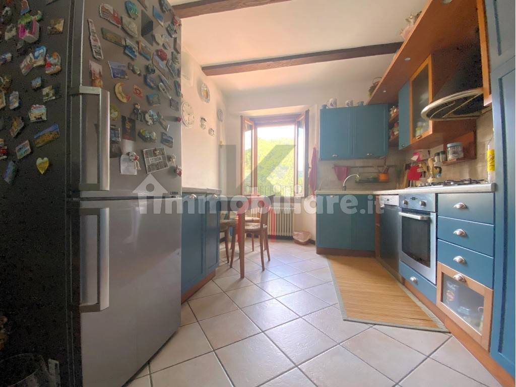 2 غرف نوم شقة في Dovadola, Italy رقم 328225