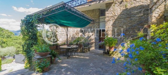 4 bedrooms Apartment in Florence, Italy No. 302704 17