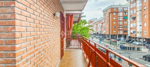 4 bedrooms Apartment in Madrid, Spain No. 187224 4