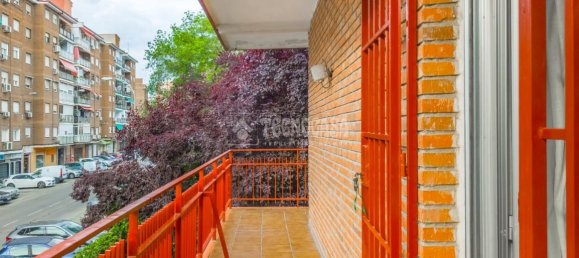 4 bedrooms Apartment in Madrid, Spain No. 187224 14