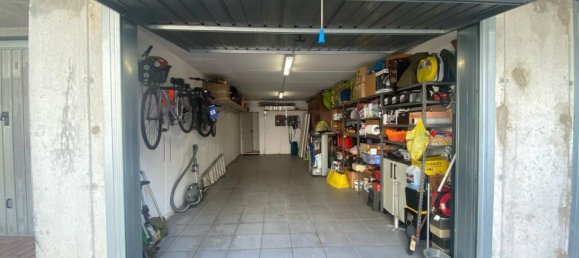 2 bedrooms Apartment in Malnate, Italy No. 265496 11