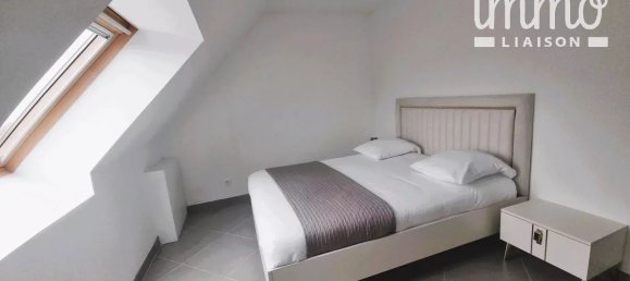 Casa de 4 dormitorios en Mont-pres-Chambord, France No. 220531 12