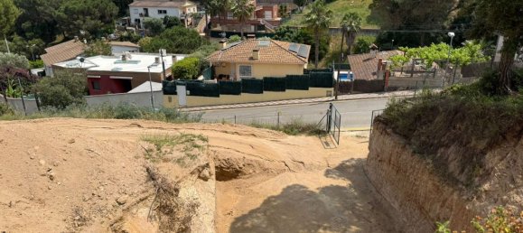 Земельный участок в Льорет-де-Мар, Испания № 158125 2