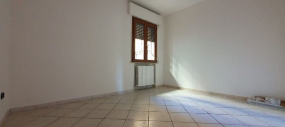 3 rooms Apartment in Bastiglia, Italy No. 164952 8