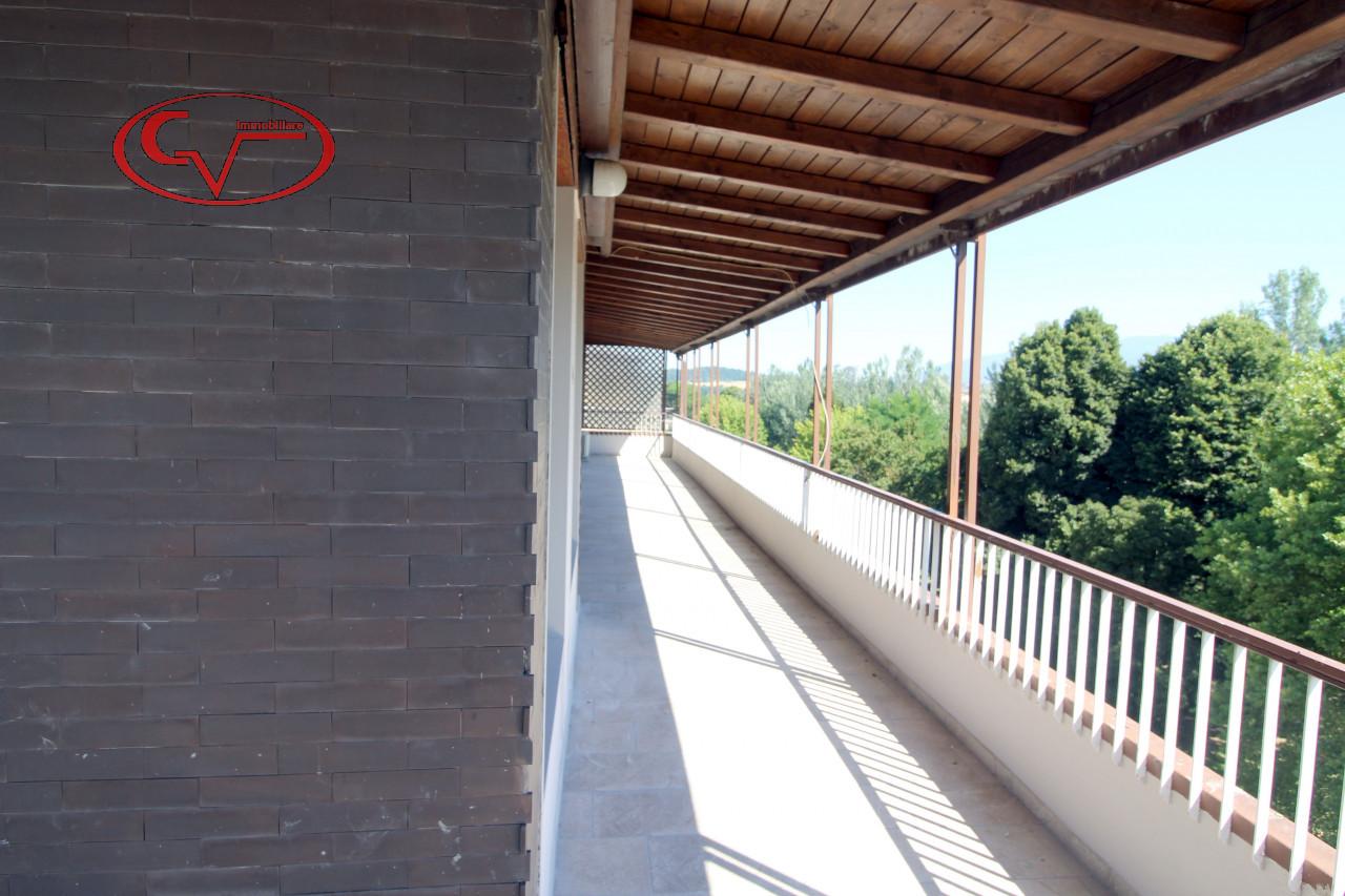 4 rooms Penthouse in San Giovanni Valdarno, Italy No. 229009