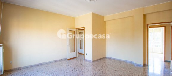 3 rooms Apartment in Magenta, Italy No. 15231 26