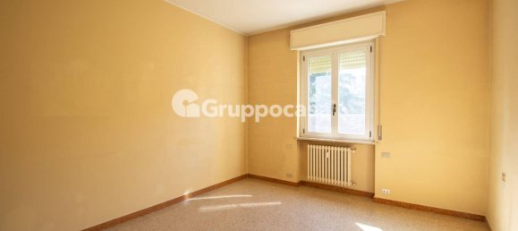 3 rooms Apartment in Magenta, Italy No. 15231 15