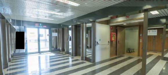 160m² Office in Brescia, Italy No. 259981 2