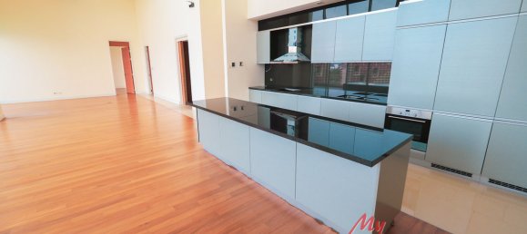 4 bedrooms Condo in Pattaya, Thailand No. 3015 9