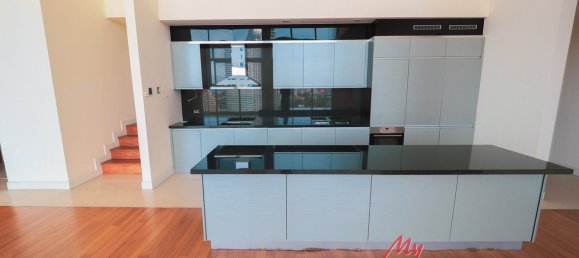 4 bedrooms Condo in Pattaya, Thailand No. 3015 7