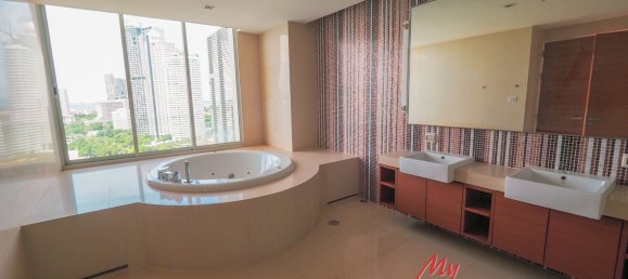 4 bedrooms Condo in Pattaya, Thailand No. 3015 19