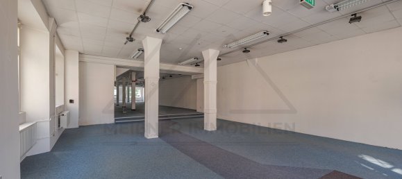 Здание с 20 комнатами в Hildburghausen, Германия № 167931 7