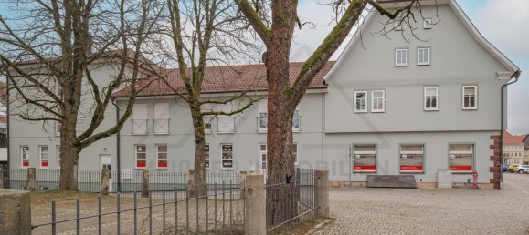 Здание с 20 комнатами в Hildburghausen, Германия № 167931 4