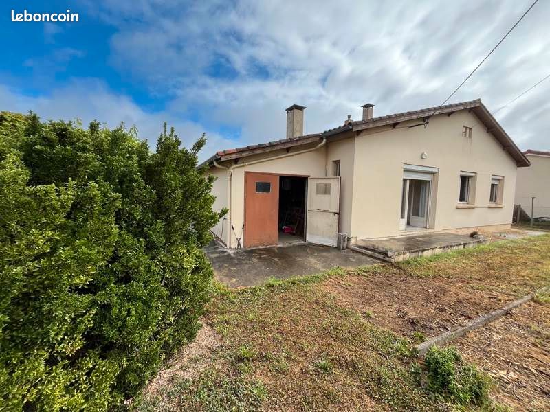 3 bedrooms House in Eauze, France No. 289112