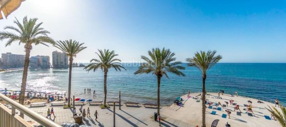 Apartamento de 4 dormitorios en Torrevieja, Spain No. 81984 21