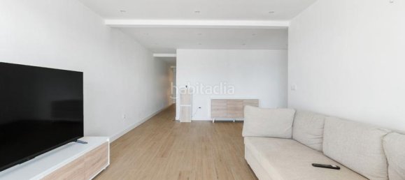 Apartamento de 4 dormitorios en Torrevieja, Spain No. 81984 5